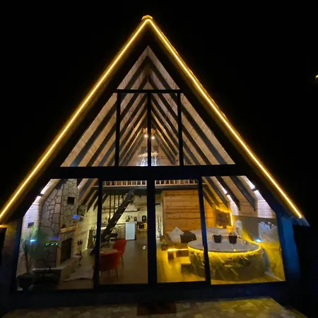 לינה וארוחת בוקר Bukrasuitbungalow Çamlıhemşin