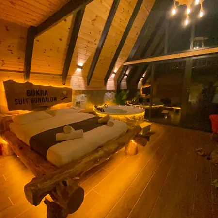 Bukrasuitbungalow *